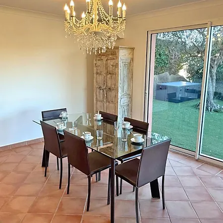 Ferienhaus Restanques - Beauchene *