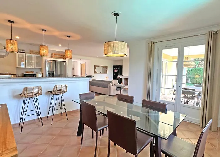 Restanques - Beauchene Ferienhaus