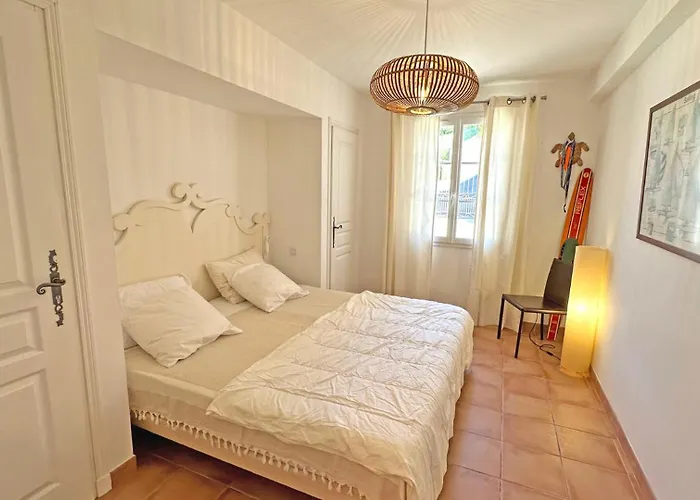 Ferienhaus Restanques - Beauchene