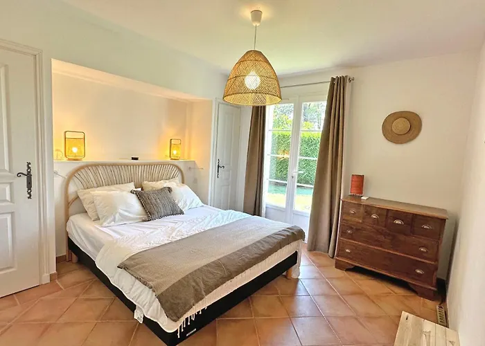 Restanques - Beauchene * 생트막시메